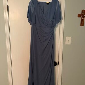 Elegant Blue Evening Gown